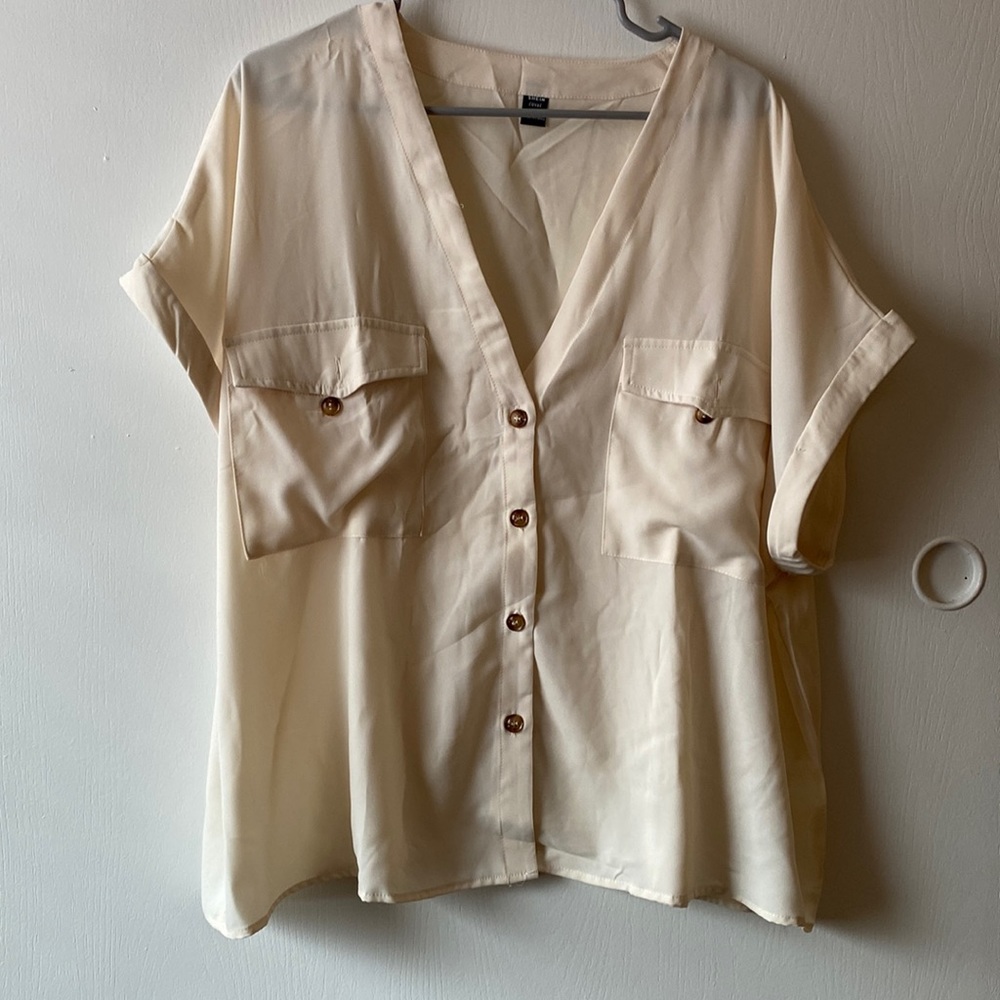 Cream Button Down- Short Sleeve